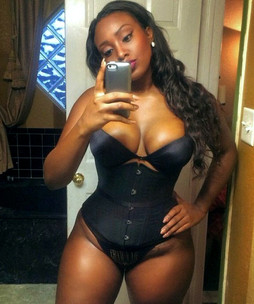 Lingerie show with curvy ebony babes,